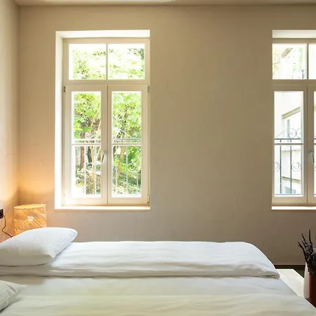 Aparthotel Basamak *